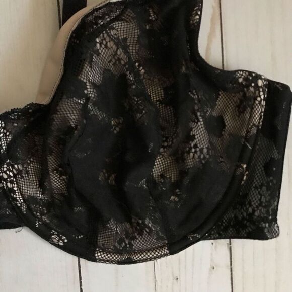Cacique 42DD underwire bra black lace full coverage - Picture 2 of 5
